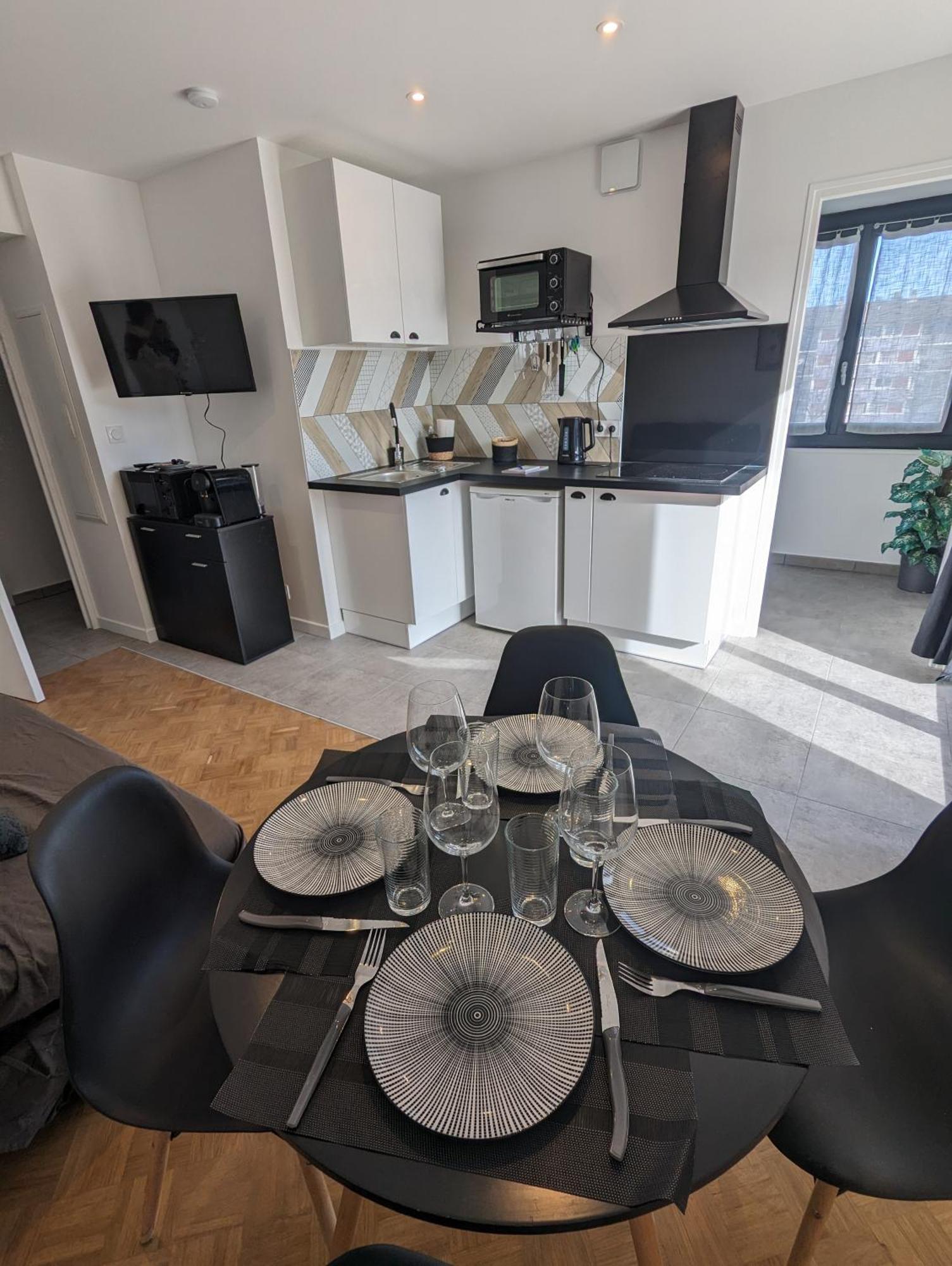 Cosy Et Moderne - Dent D'Oche Apartment โทนง-เลส์-แบงส์ ภายนอก รูปภาพ