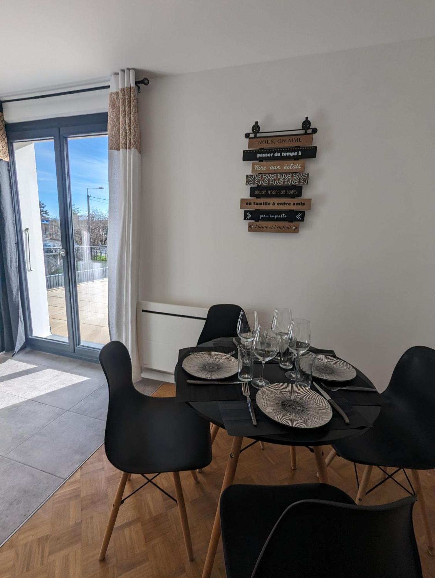 Cosy Et Moderne - Dent D'Oche Apartment โทนง-เลส์-แบงส์ ภายนอก รูปภาพ